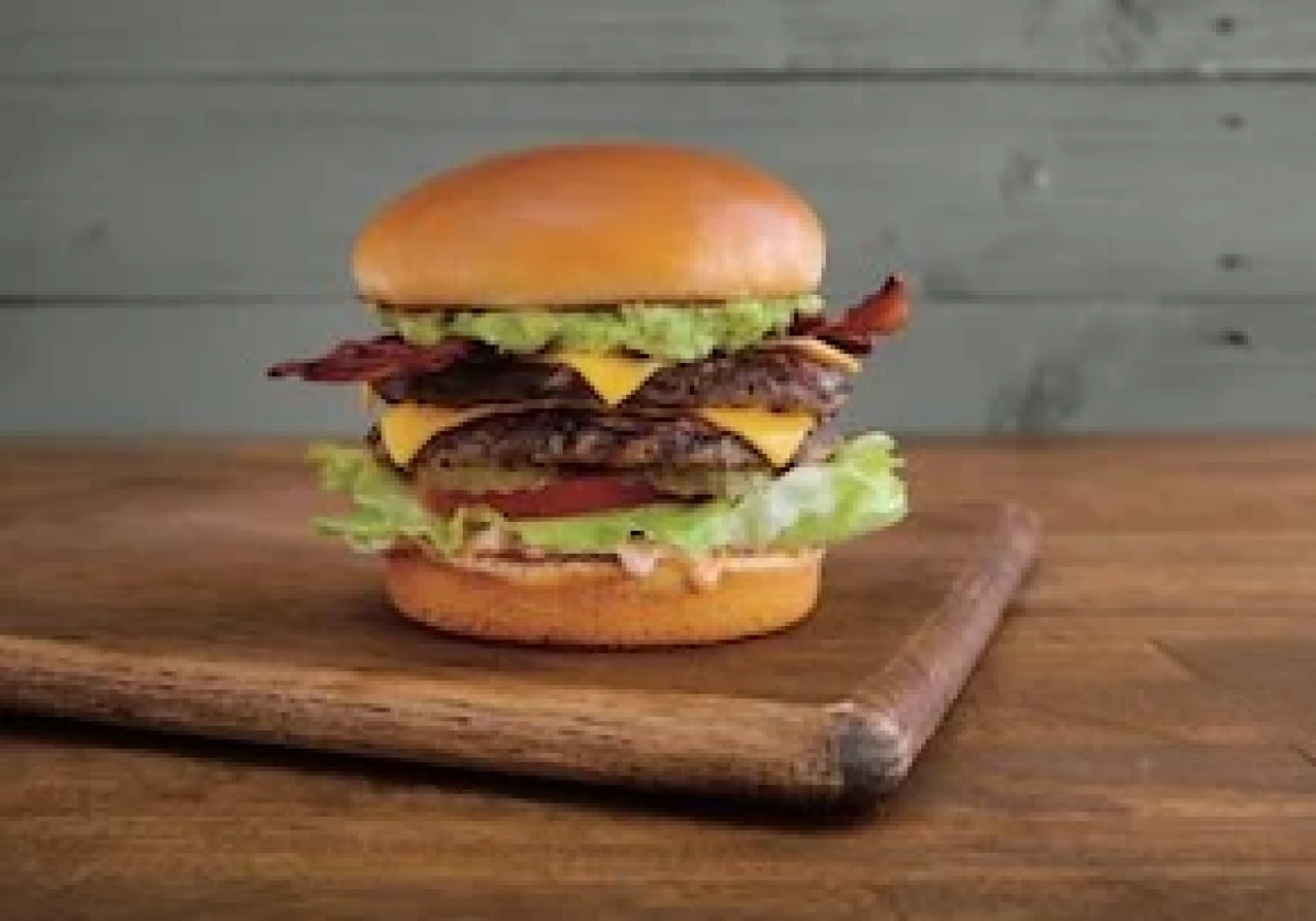 Farmer's Delight Cheeseburger